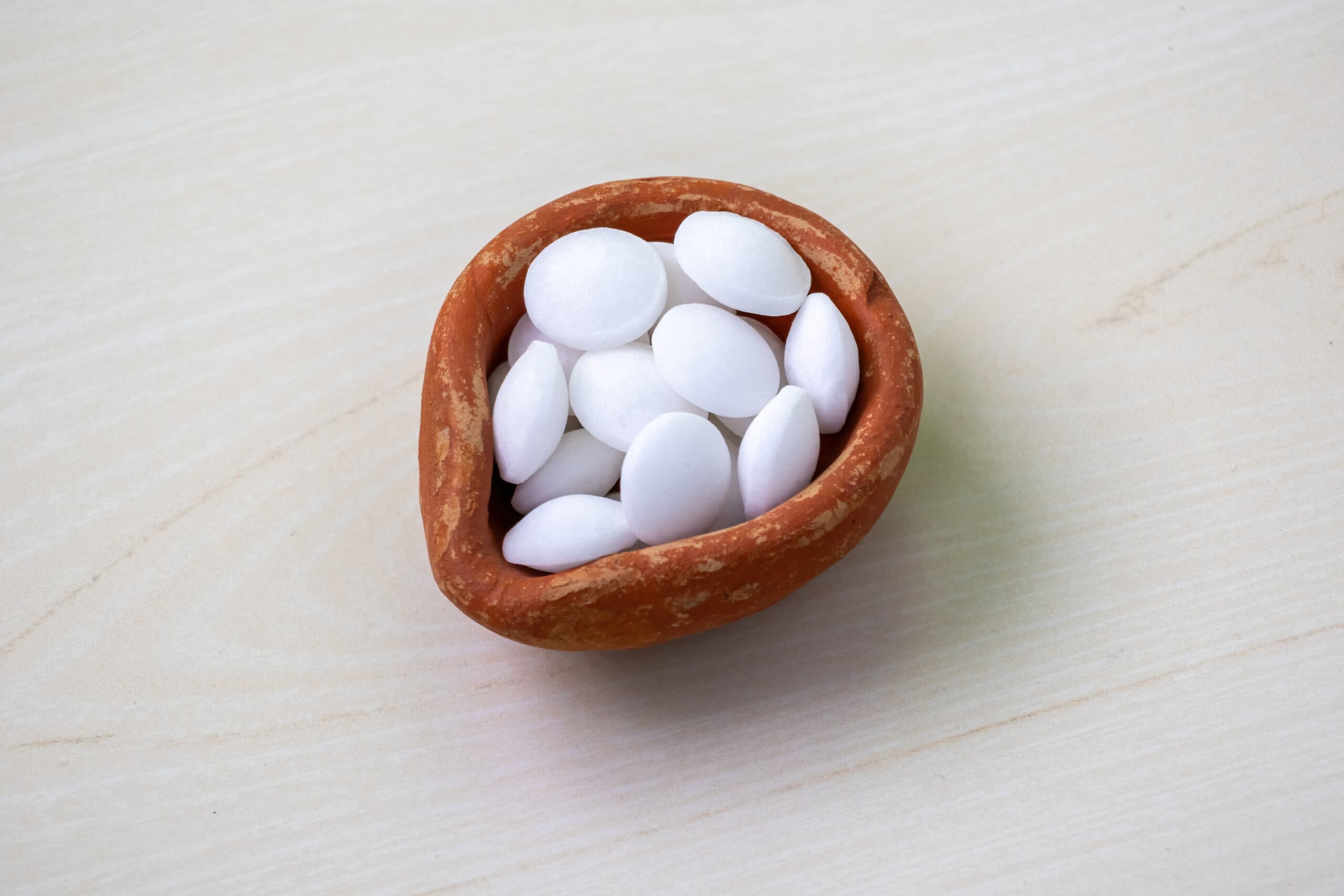Do Moth Balls Keep Mice Away